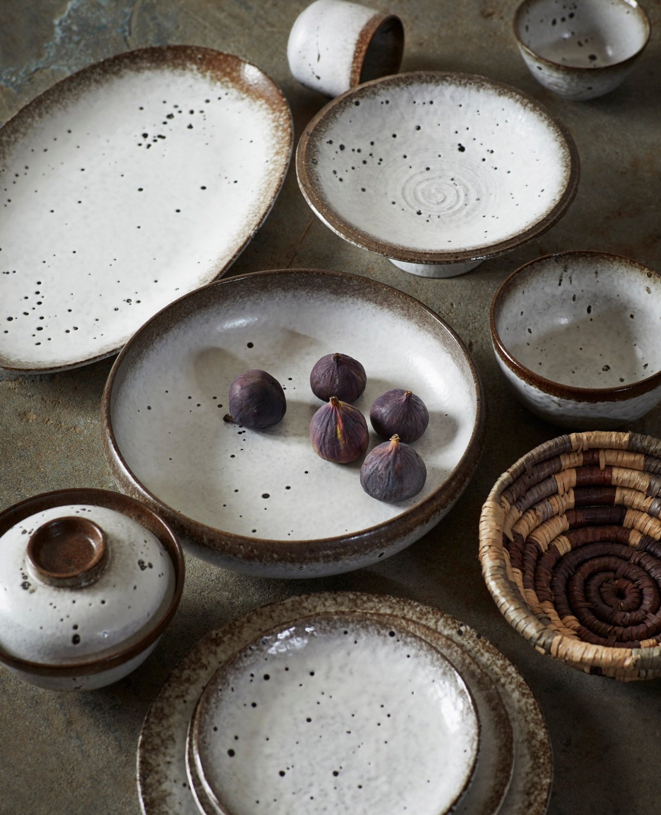 Craft Stoneware Dinner Collection - Design Vintage