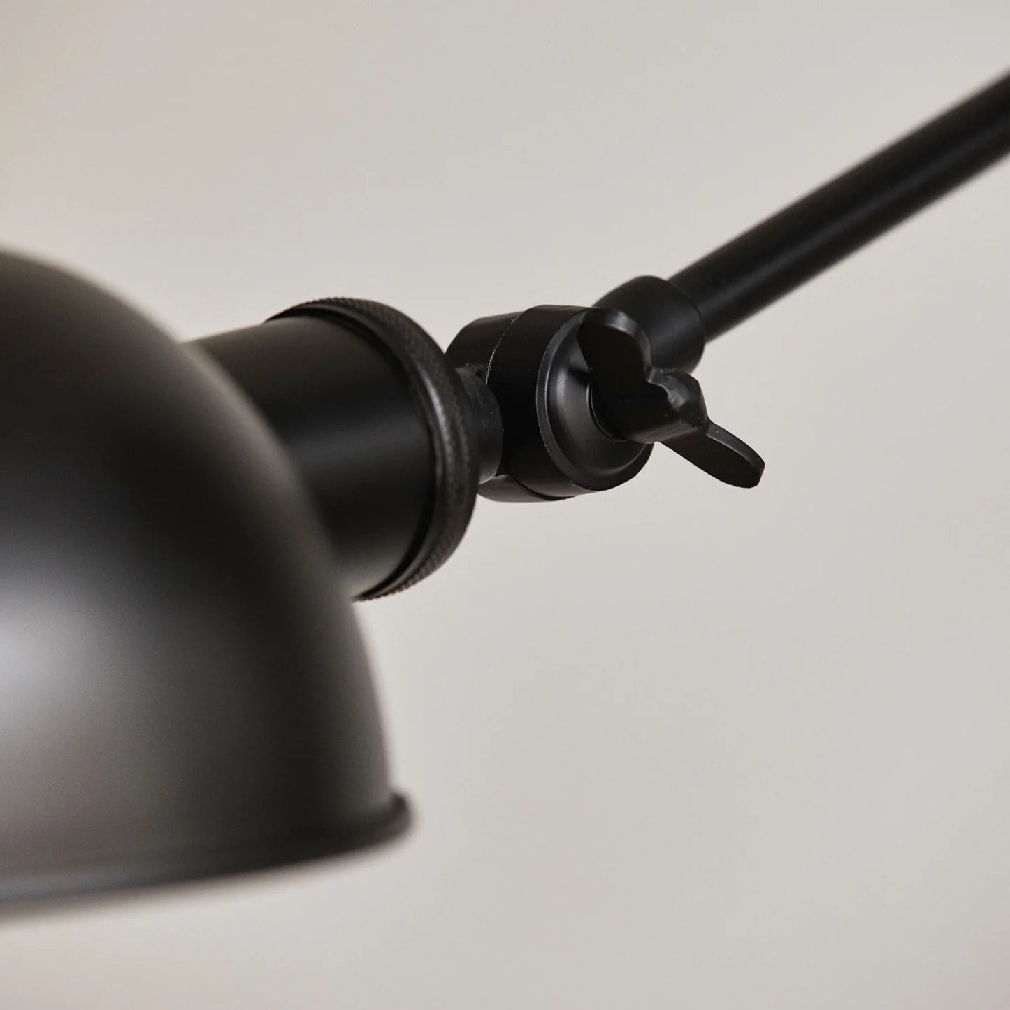 Aura Adjustable Wall Lamp