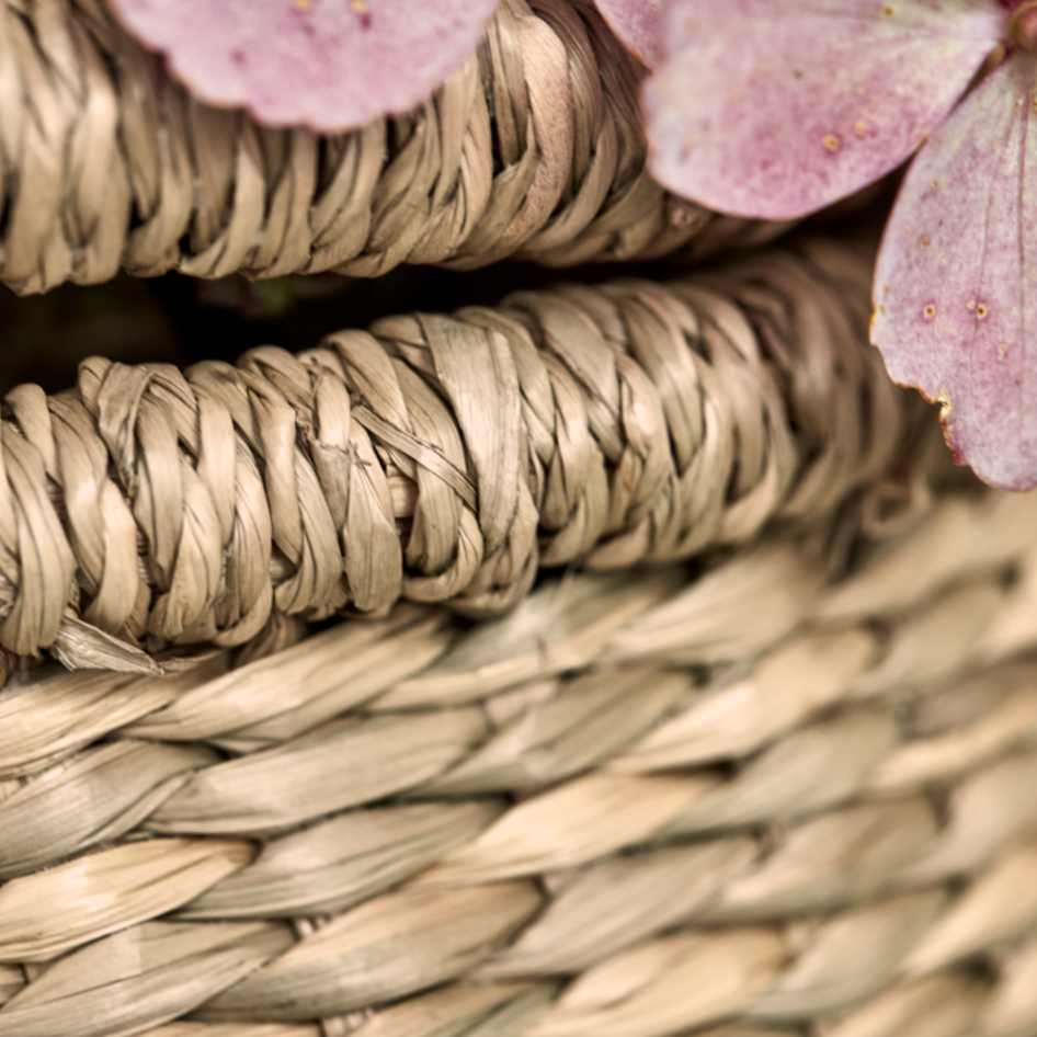 Set of Seagrass Carry Baskets - Design Vintage