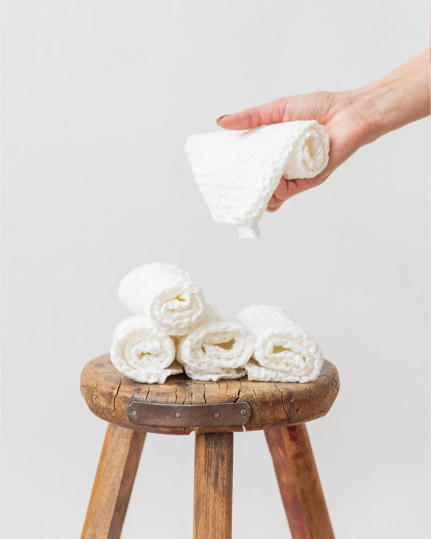 Set of 5 White Waffle Face Cloths