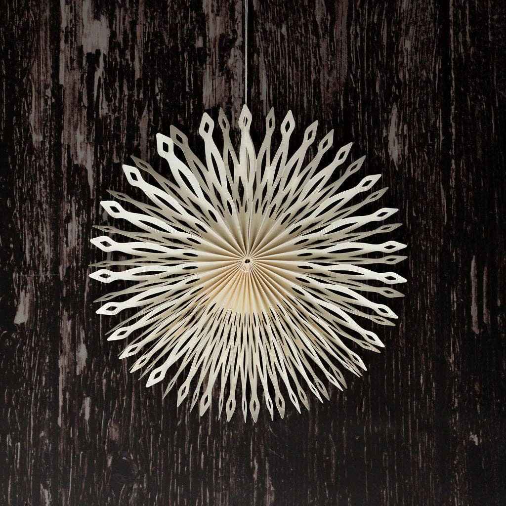 Large Snowflake Hanging Decoration - Design Vintage