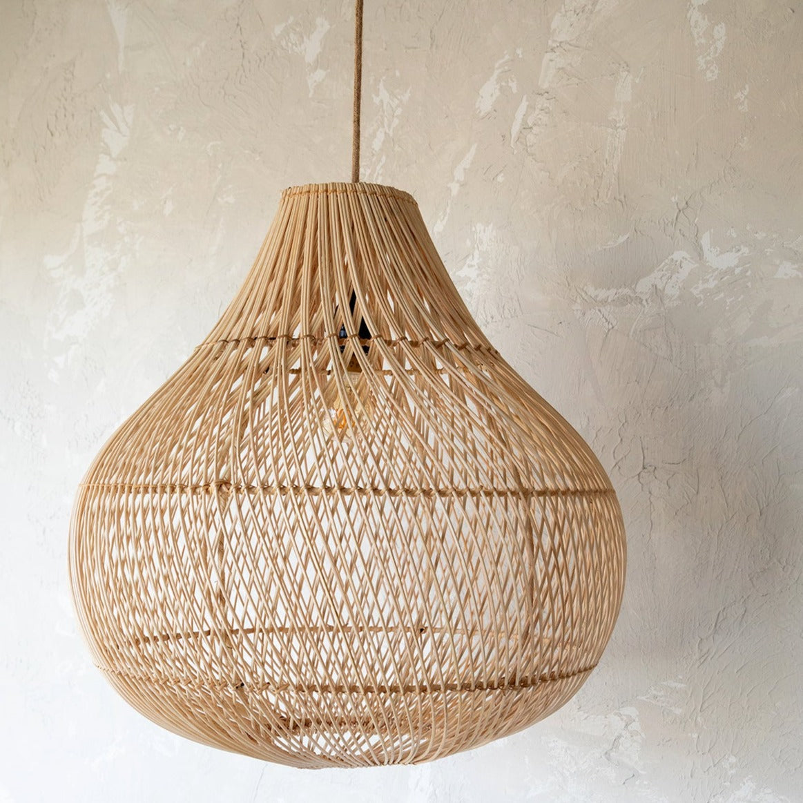 Aulia Rattan Lampshade - Design Vintage