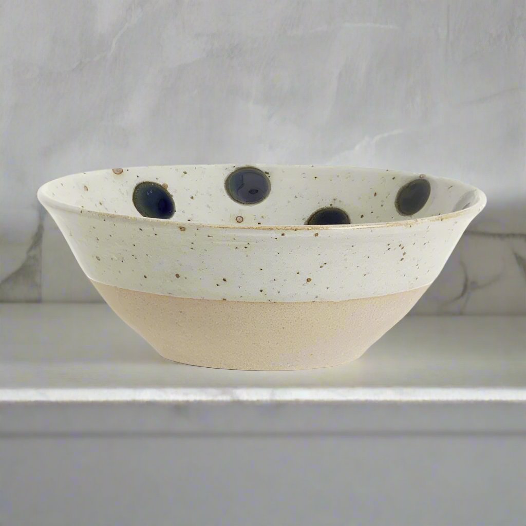 Grainy Dot Bowl - Design Vintage