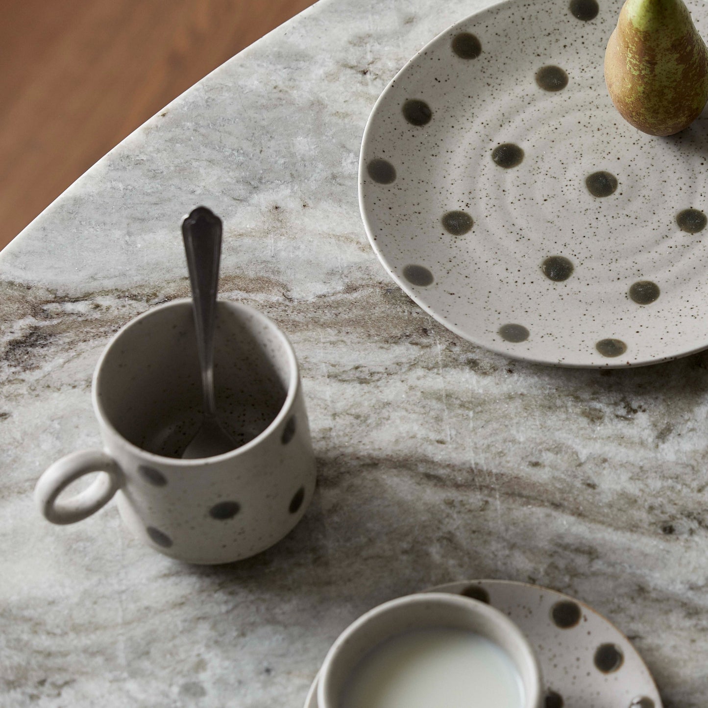 Grainy Green Dot Mug - Design Vintage