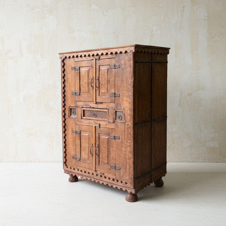 Vintage Apothecary Cabinet - Design Vintage