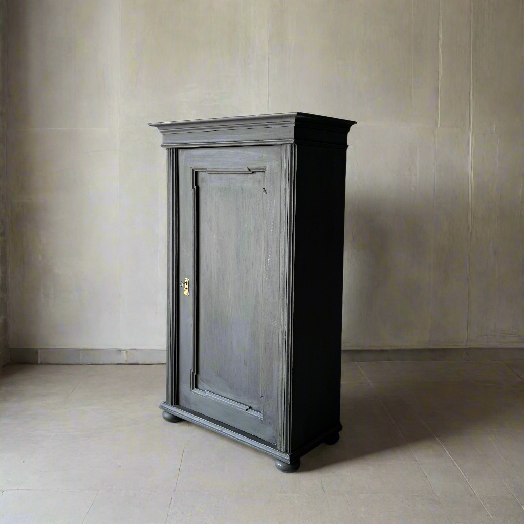 Vintage School Cupboard 'Taylor' - Design Vintage