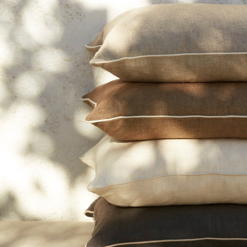 Sand Piping Cushion - Design Vintage