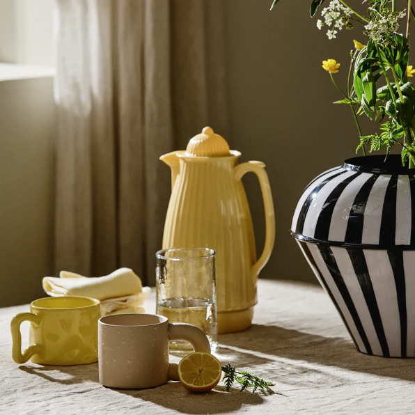 Ribbed Thermos Jug - Design Vintage