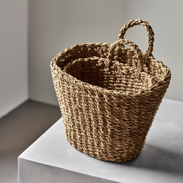 Set of Seagrass Oval Baskets