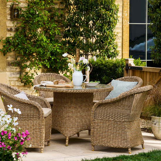 Cala Outdoor Dining Set - Design Vintage