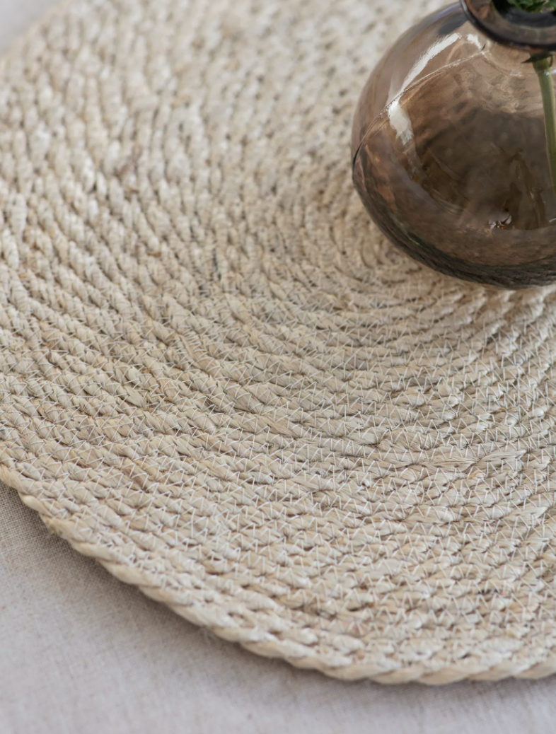Pair of Natural Jute Table Mats - Design Vintage