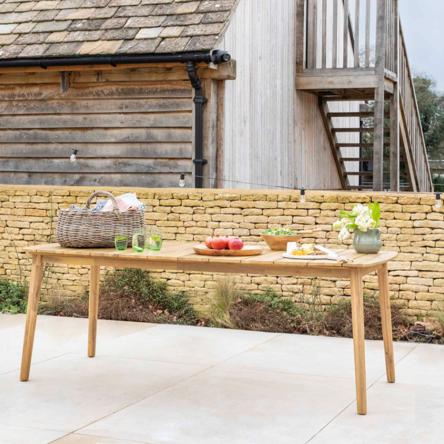 Deia Dining Table - Design Vintage