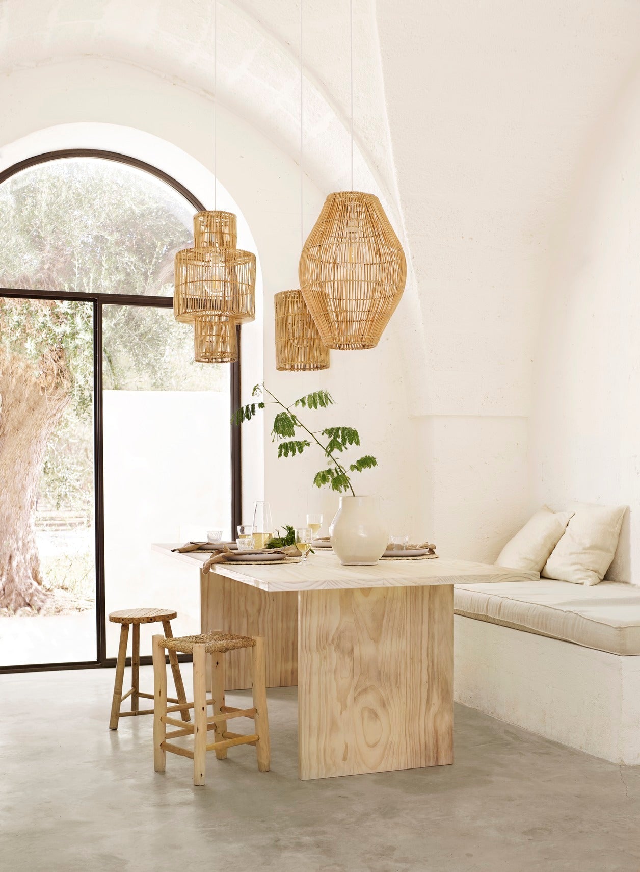Shaped Rattan Lampshade - Design Vintage