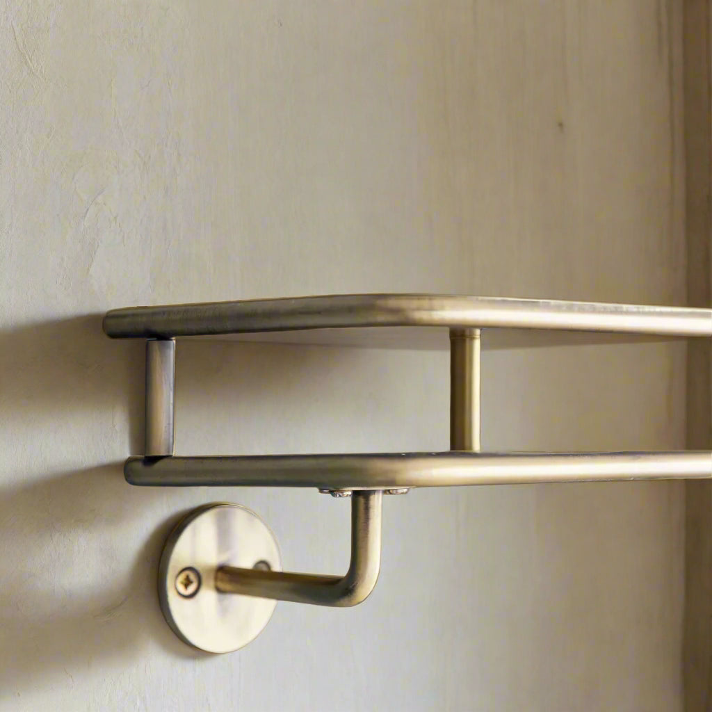Brushed Brass Shelf - Design Vintage