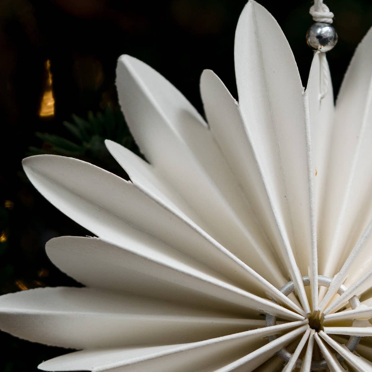 Snowflake Paper Decoration - Design Vintage