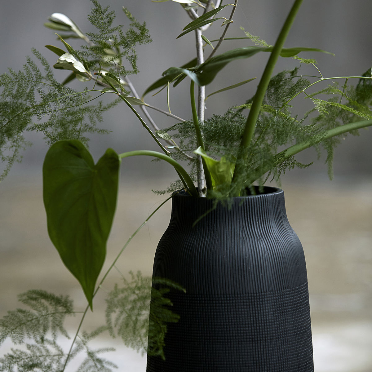 Tall Black Groove Vase - Design Vintage