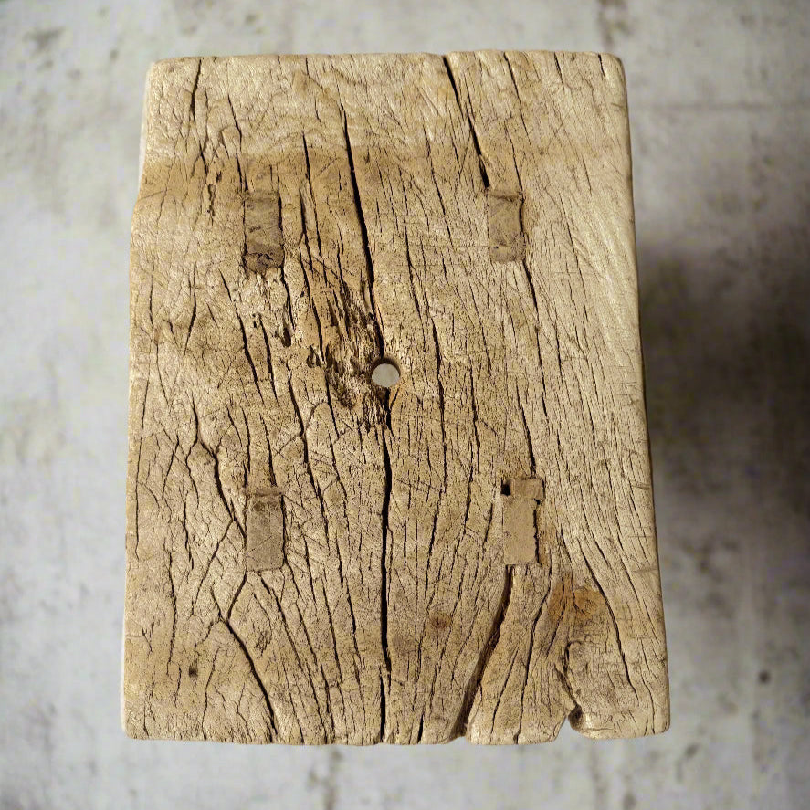 Vintage Elm Side Table 'Etta' - Design Vintage