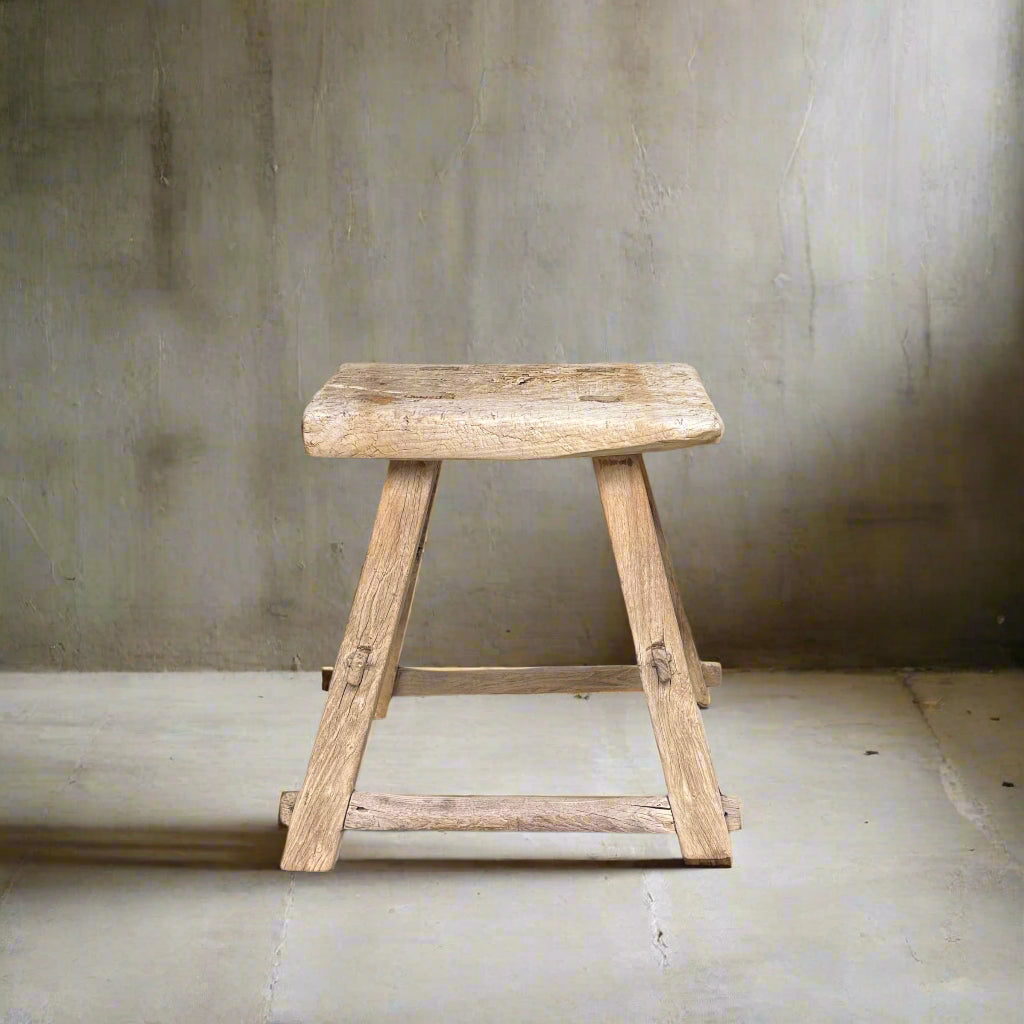 Vintage Elm Side Table 'Etta' - Design Vintage