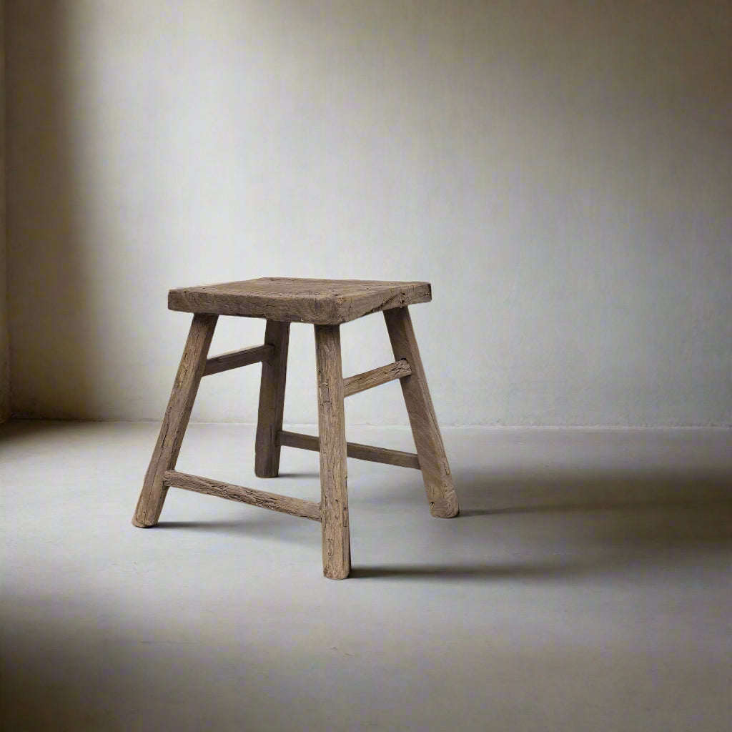 Vintage Elm Side Table 'Jack' - Design Vintage