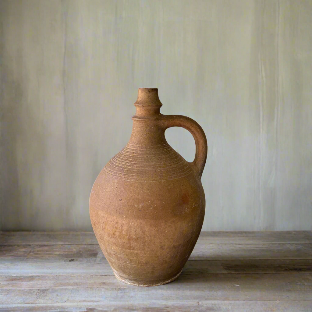Vintage Hungarian Wine Jar - Design Vintage