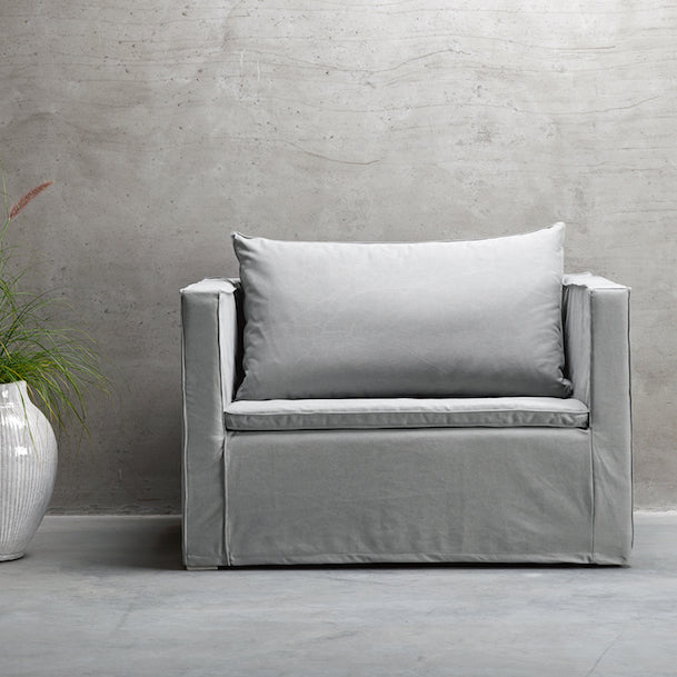 Linen Love Seat - Design Vintage