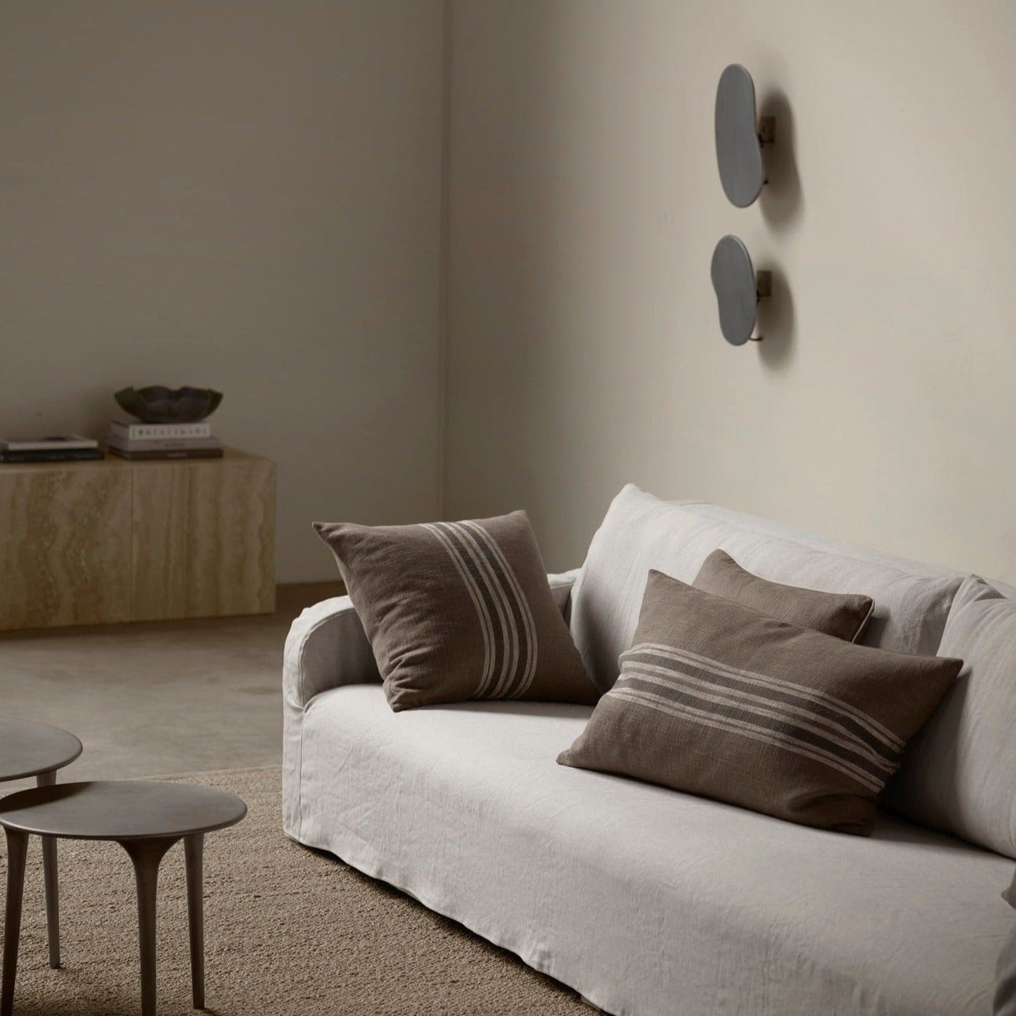 Curve Linen Sofa Collection - Design Vintage