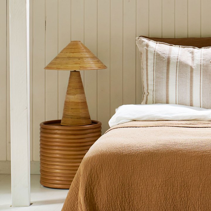 Mano Rattan Side Table