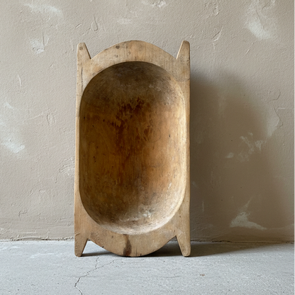 Vintage Shaped Dough Tray - Design Vintage