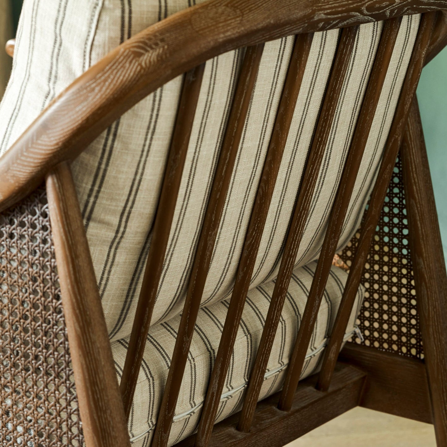 Natural Stripe Rattan Armchair - Design Vintage