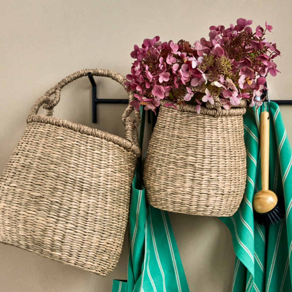 Set of Seagrass Carry Baskets - Design Vintage