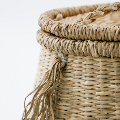 Lidded Hanging Basket - Design Vintage