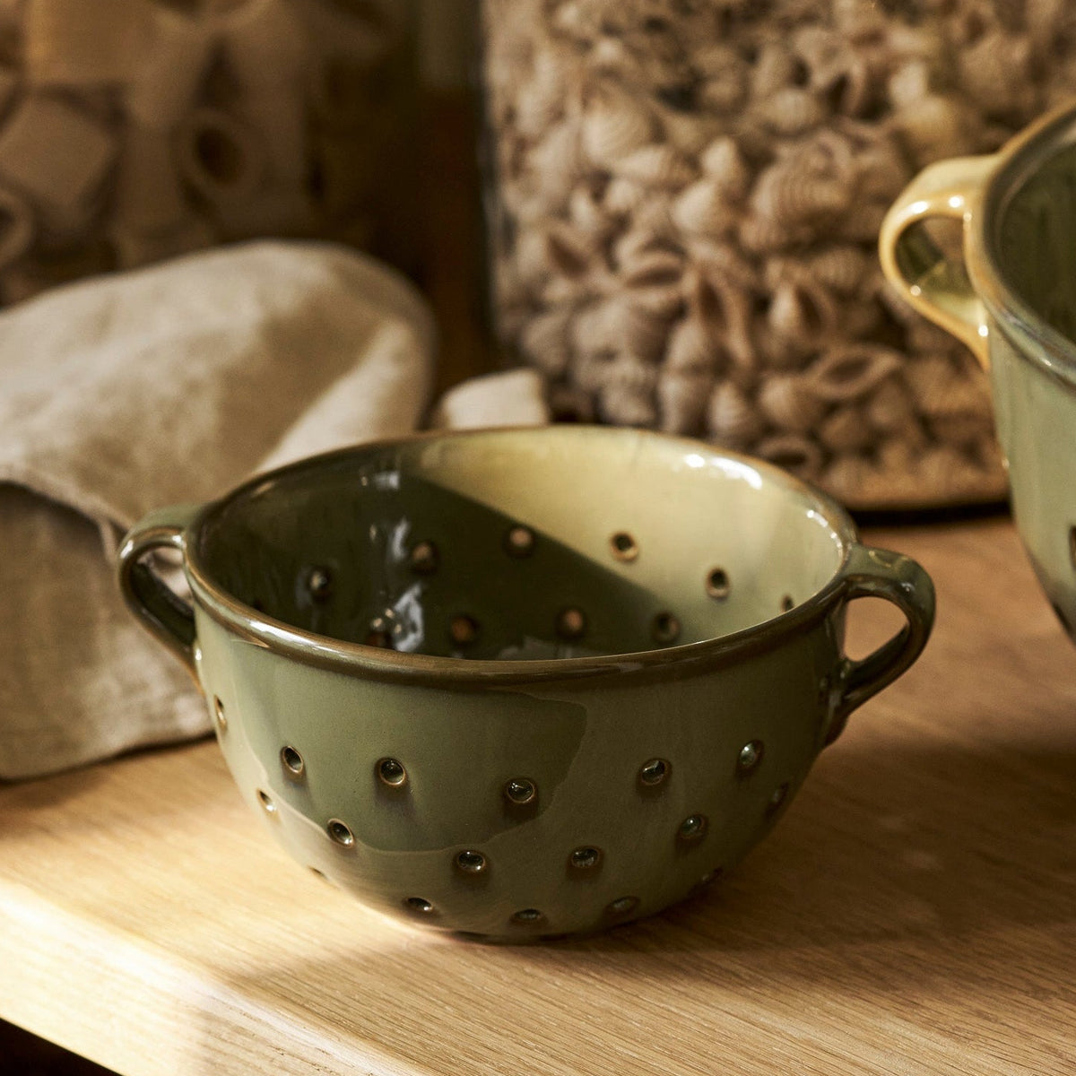 Glazed Moss Berry Strainer