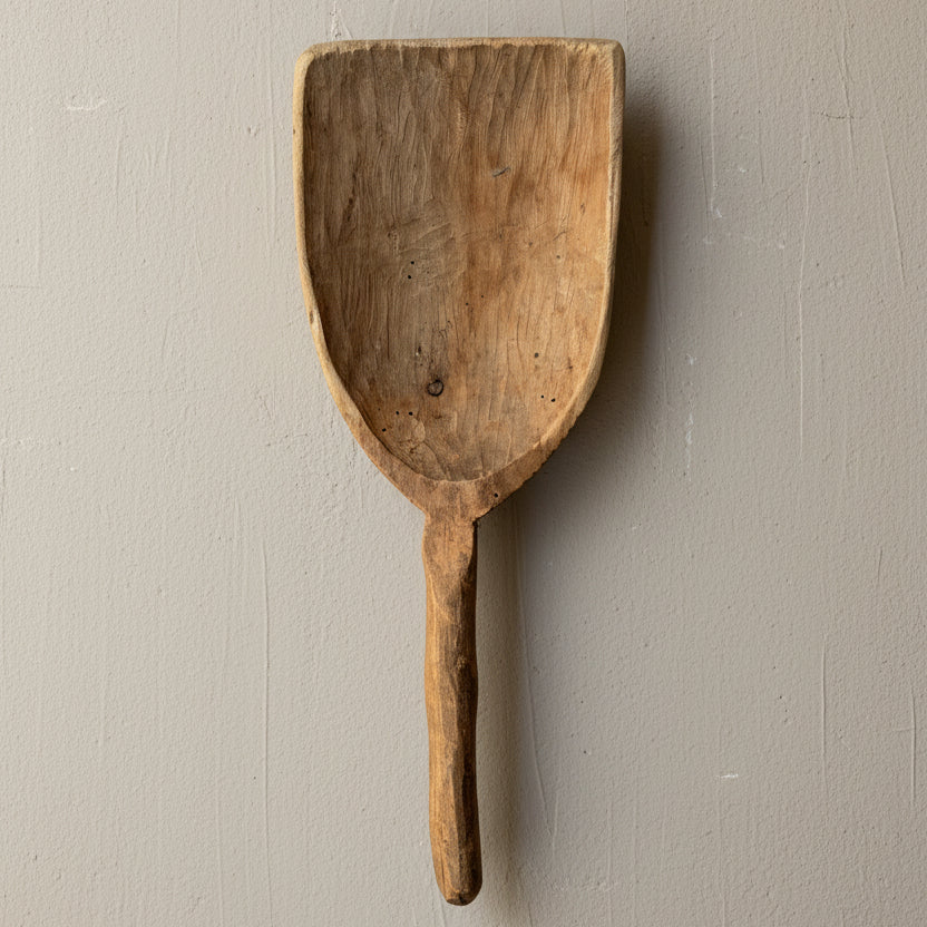 Vintage Grain Scoop - Design Vintage
