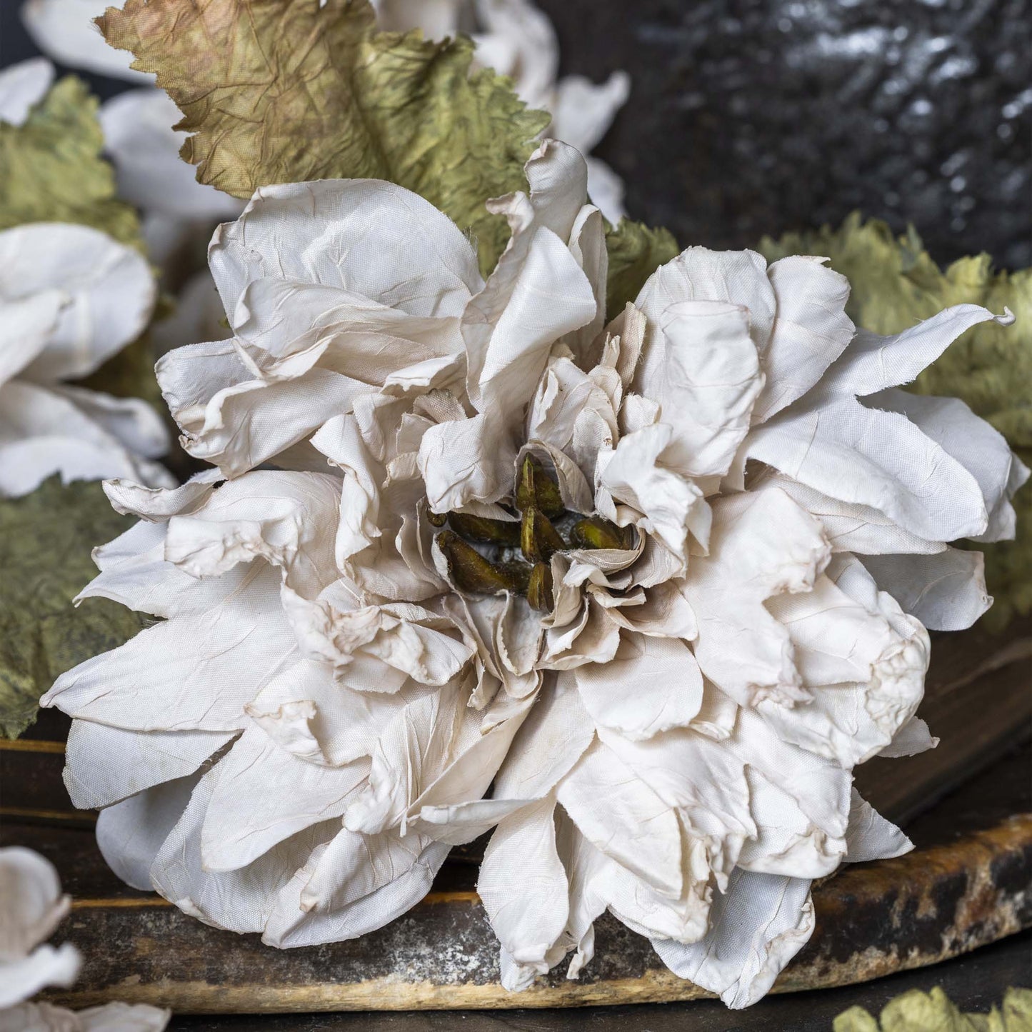 ARTIFICIAL DAHLIA, EVENING DEW - Design Vintage
