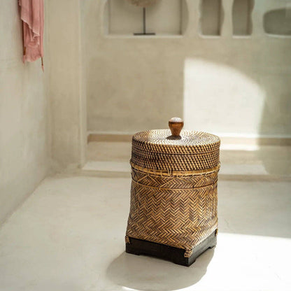 Colonial Bathroom Bin Basket