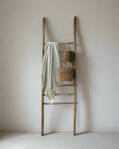 Vintage Wooden Ladder - Design Vintage