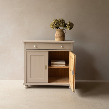 Vintage Cabinet 'Eve'