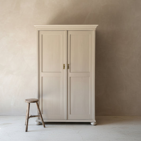 Vintage Wardrobe 'Della' - Design Vintage
