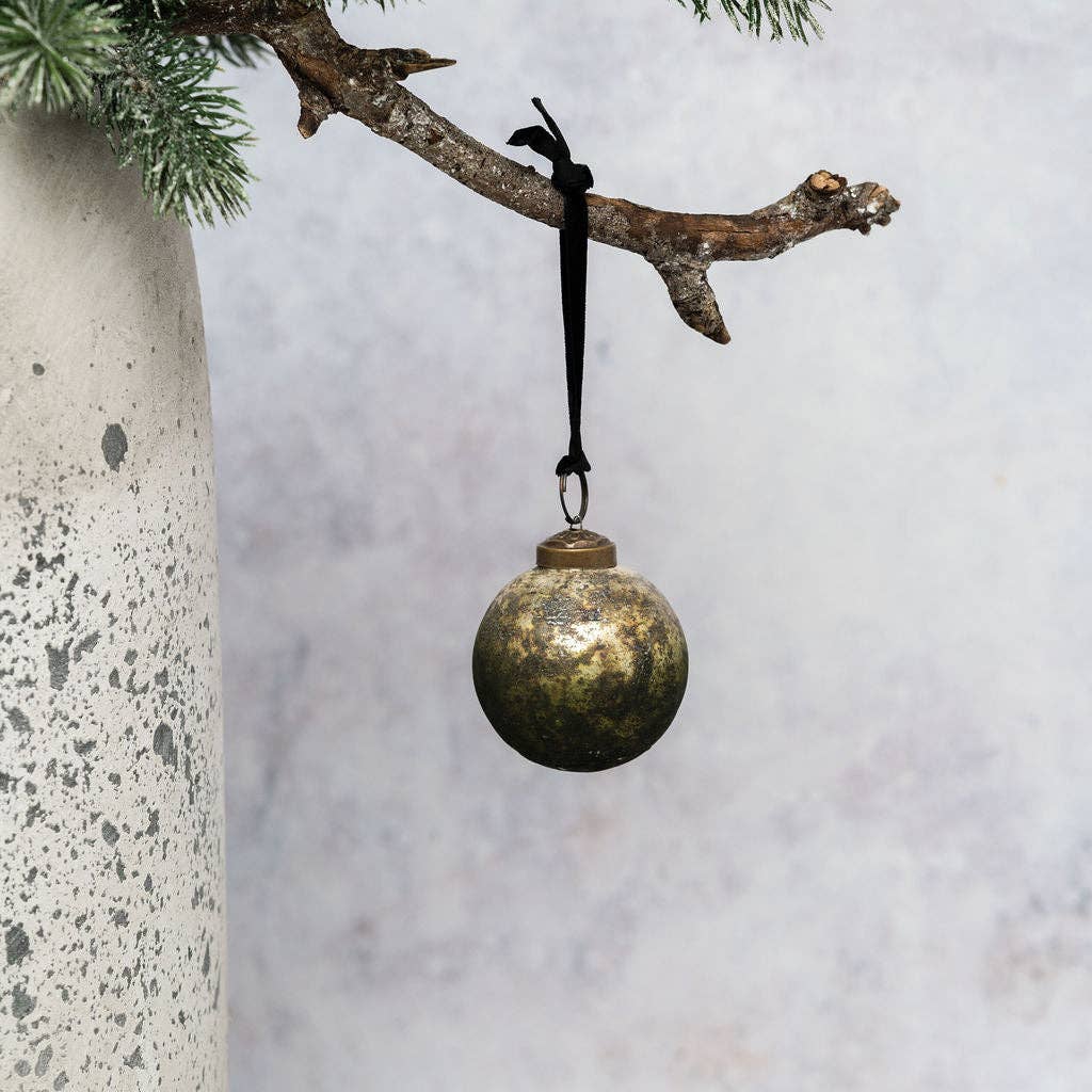 Dark Patina Bauble