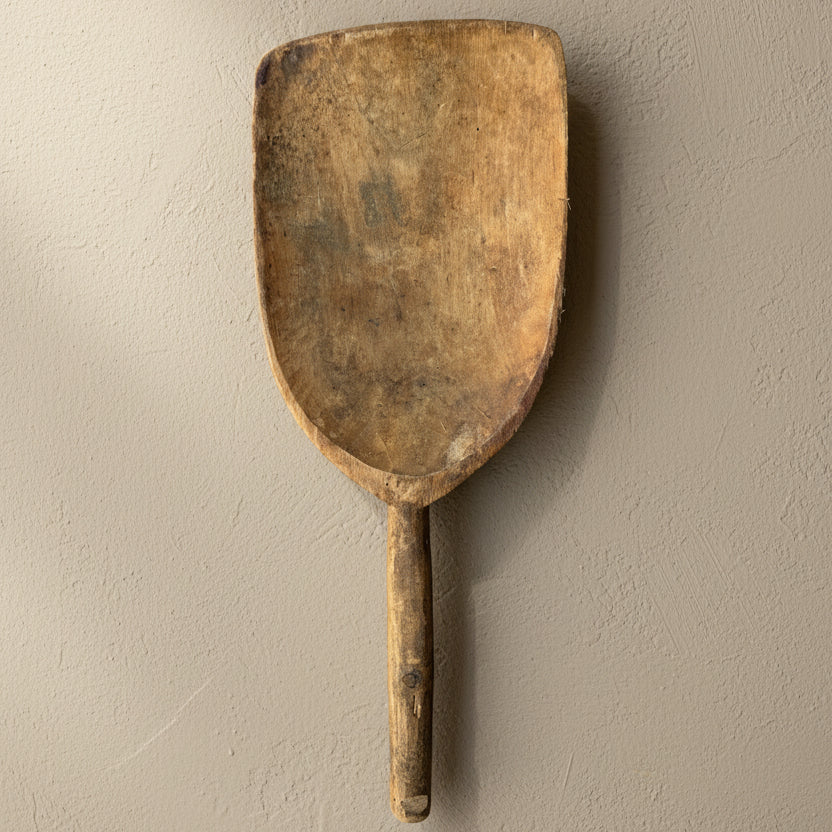 Vintage Grain Scoop - Design Vintage