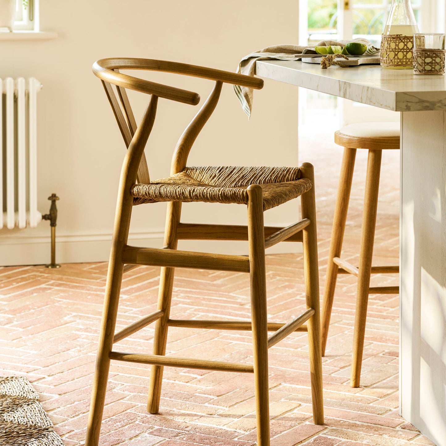 Ash Wishbone Bar Stool - Design Vintage