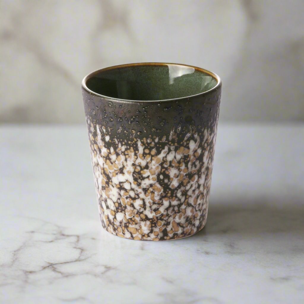 70's Earth Cup - Design Vintage