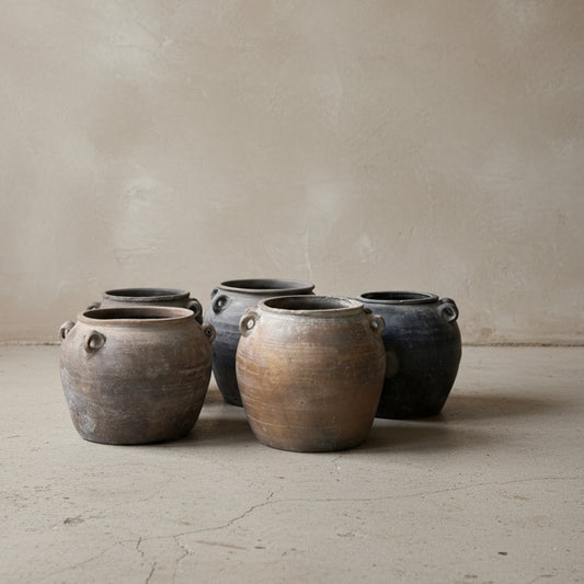 Vintage Dark Lug Pots - Design Vintage