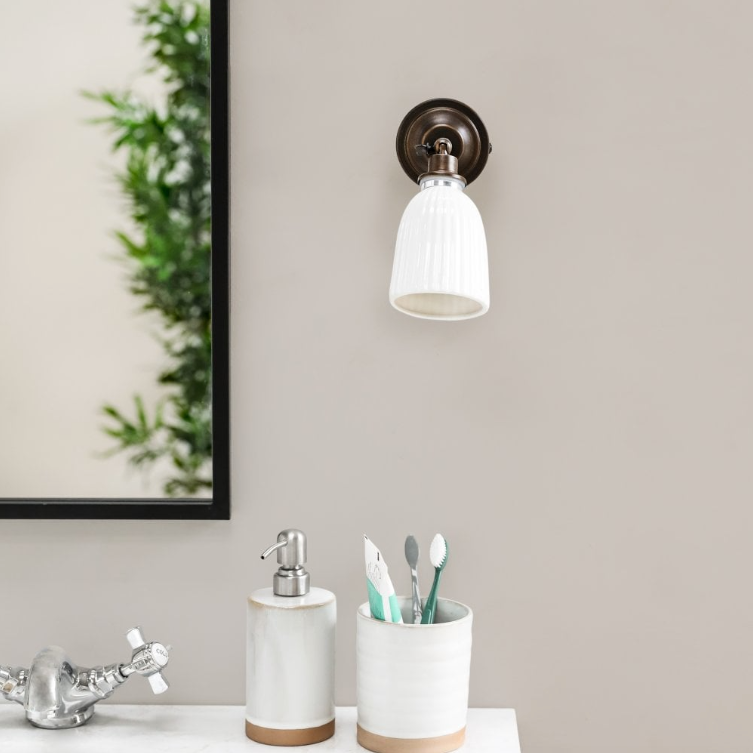 Ceramic Bathroom Spotlight - Design Vintage