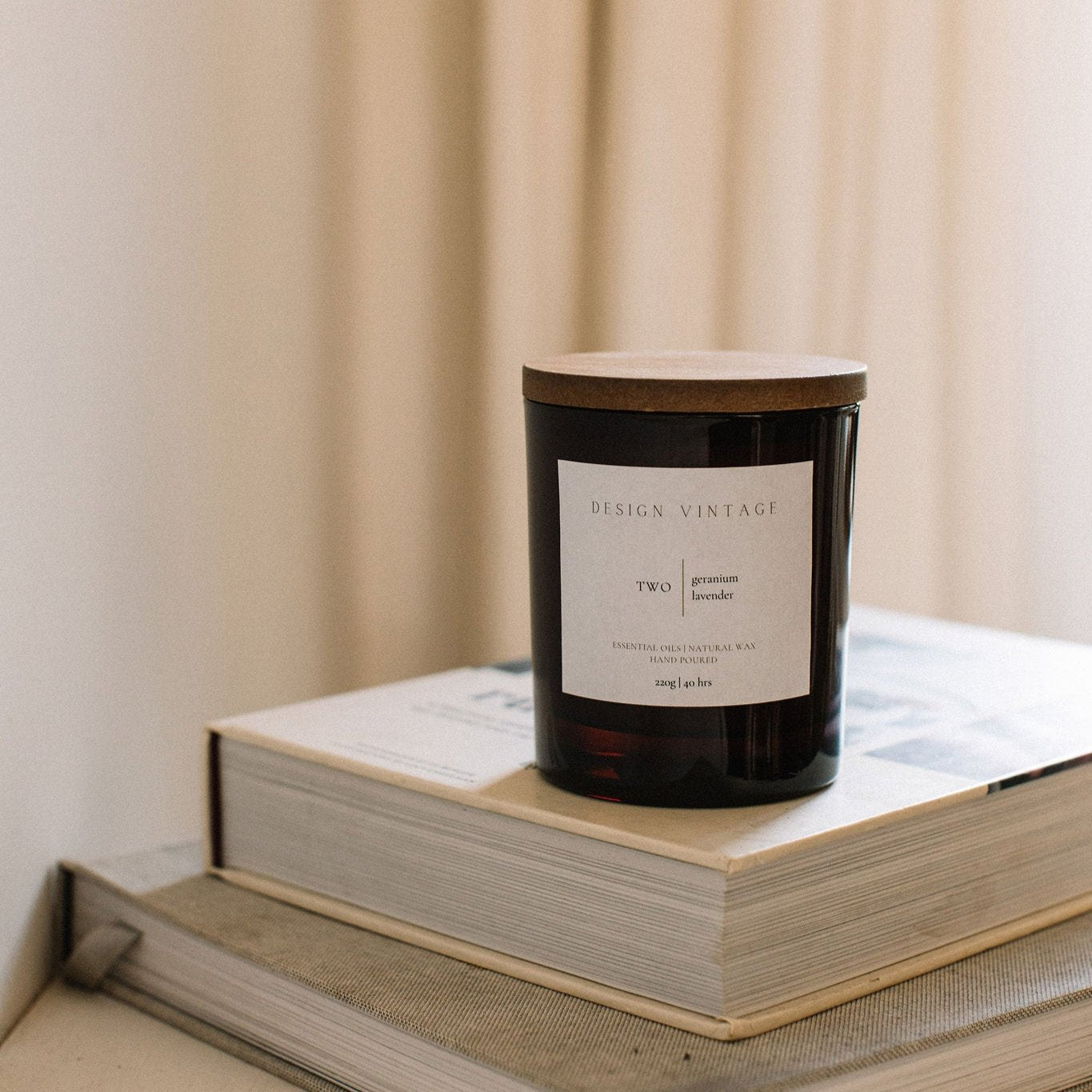 Essential Oil Amber Candle No 3 - Design Vintage