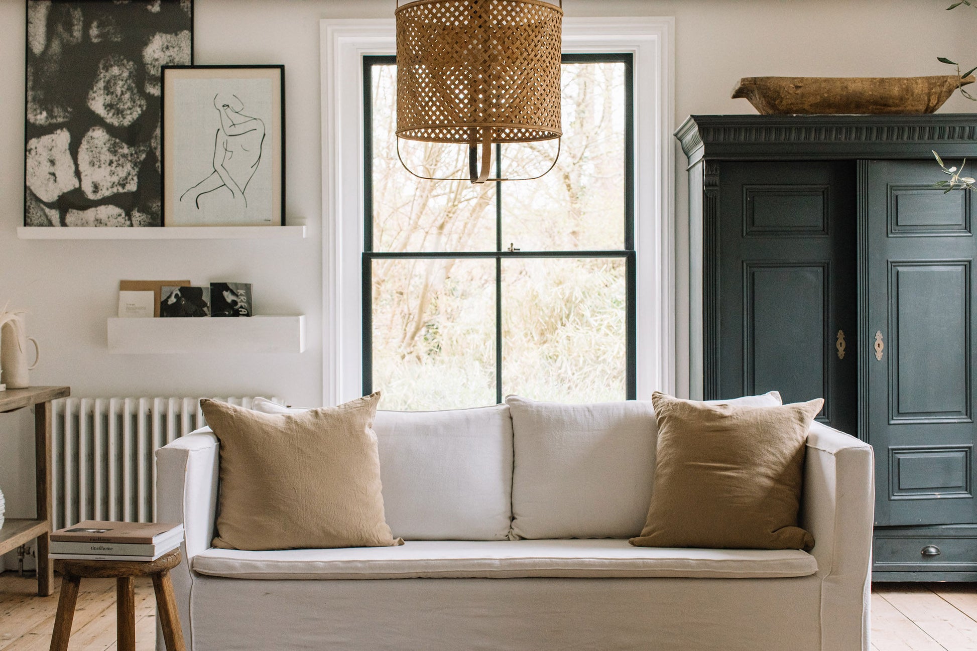 Large Cumin Linen Cushion - Design Vintage