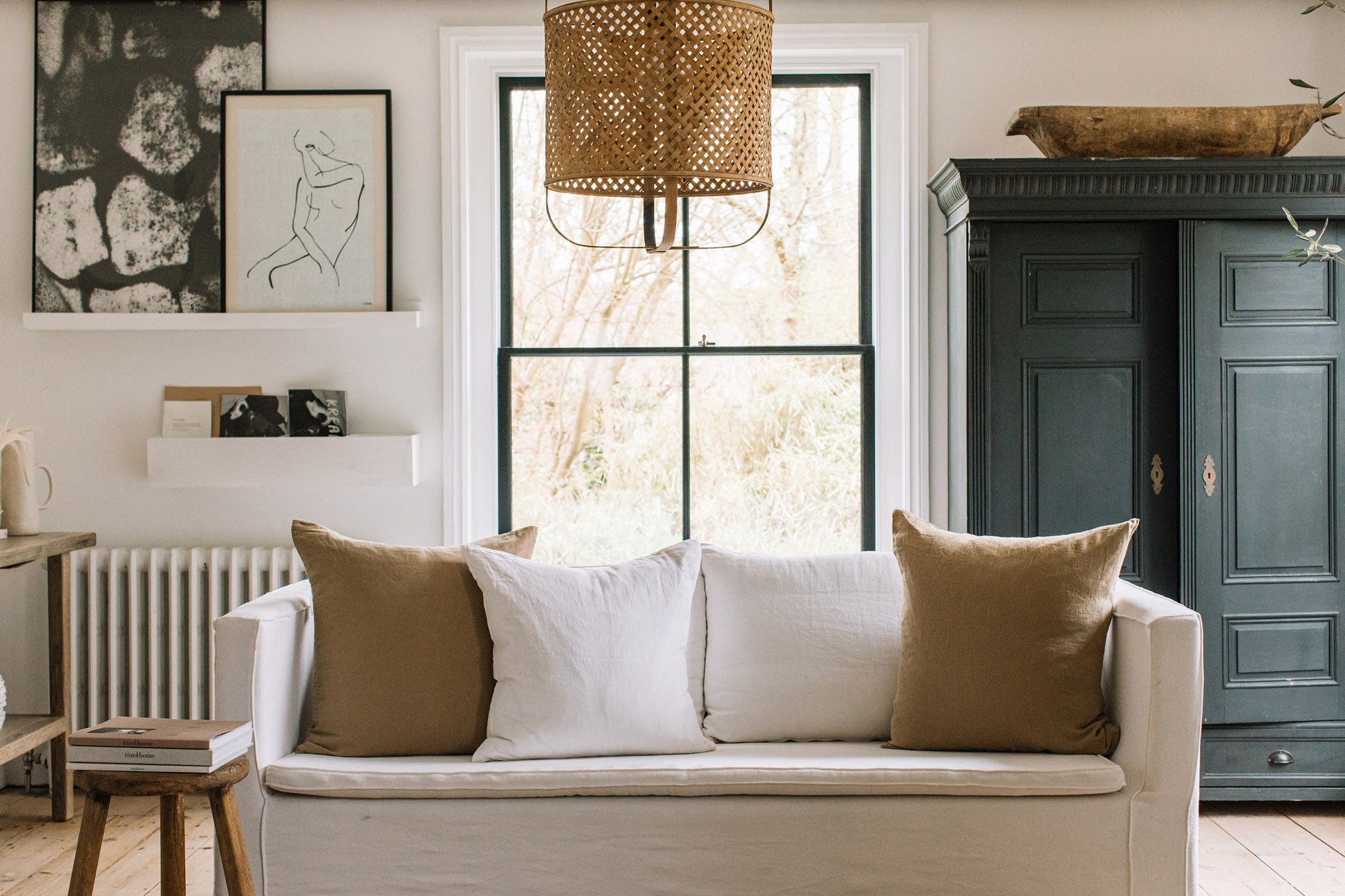 Large Cumin Linen Cushion - Design Vintage