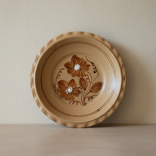 Vintage Hungarian Frill Plate