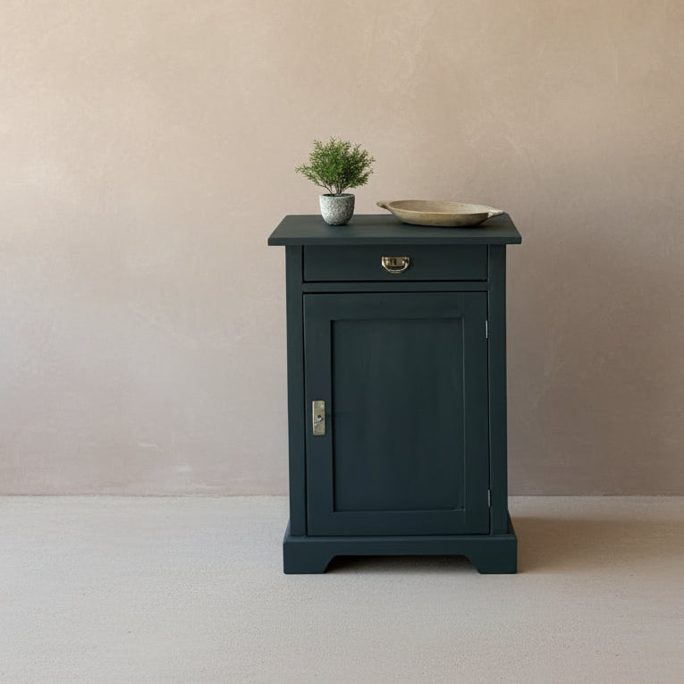Vintage Cupboard 'Olea'