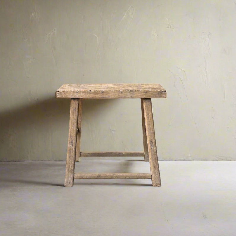 Vintage Elm Side Table 'Etta' - Design Vintage